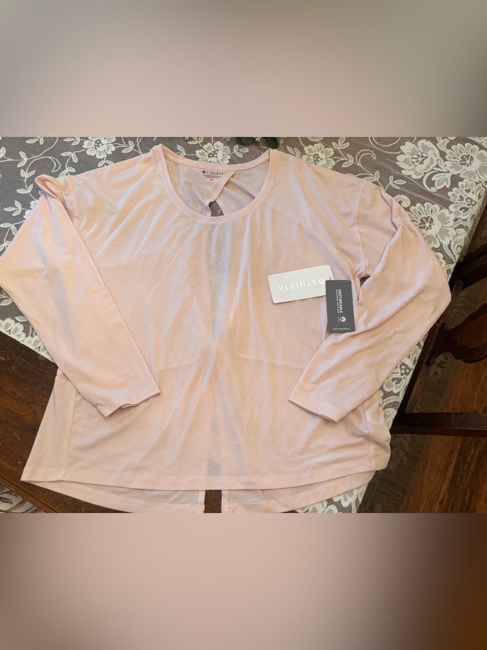 NEW Women’s Athleta Essence Twist Long Sleeve Shirt Unstinkable - Pink size XL